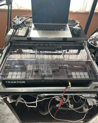 TRAKTOR KONTROL S4 MK3