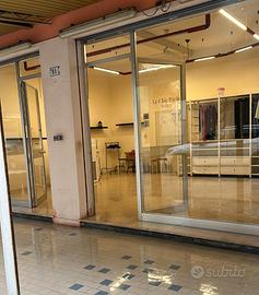 Grande locale di 100 metri a Bellaria