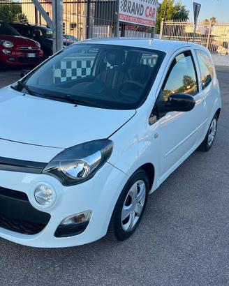 Renault Twingo 1.2 Live - 2012