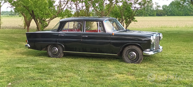Mercedes Benz w110 190d diesel 1964