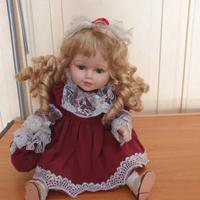 bambole in porcellana 