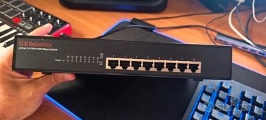 US Robotics USR7930 - Switch Ethernet 8 porte