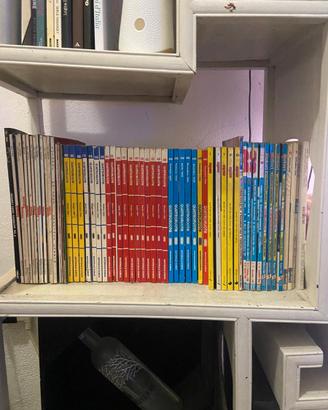 stock riviste e brochure auto e moto