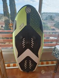 tavola wingfoil 145 l gonfiabile