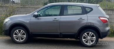 NISSAN Qashqai 1ª serie - 2013