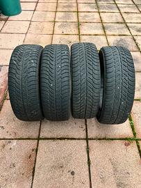 Pneumatici invernali 195/60 R15