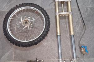 Avantreno completo showa 49