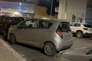 auto chevrolet spark