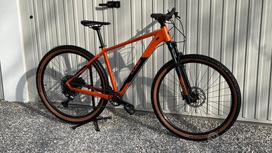 Mtb CUBE ACID 29" rockshox, SRAM eagle 12v