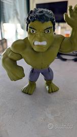 Action figure hulk