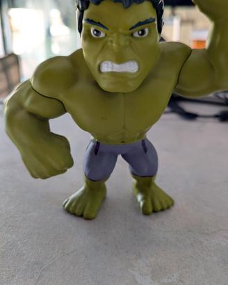 Action figure hulk