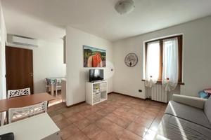 4 LOCALI A CASTELNUOVO DEL GARDA