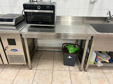 Tavolo inox