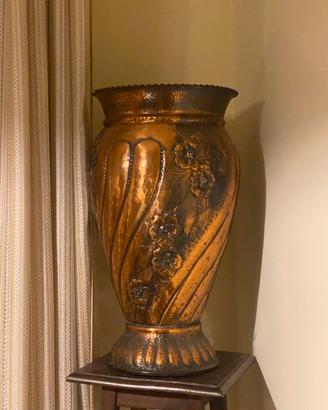 vaso decorativo in rame vintage anni 60