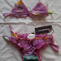 Bikini da bambina. Marca Calzedonia 