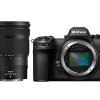 Nikon Z6 III Digital Camera + 24-200 f/4-6.3 Lens