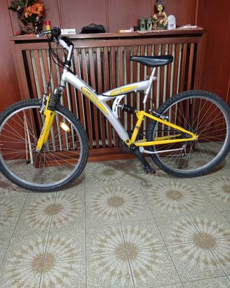 Mountain bike telaio alluminio € 69,00