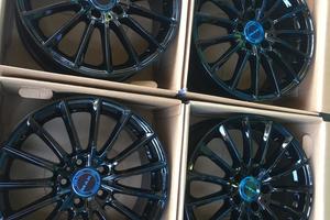 Cerchi e gomme Mercedes