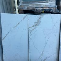 Gres porcellanato effetto marmo stock piastrelle