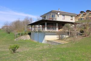 VILLA CON VISTA PANORAMICA !