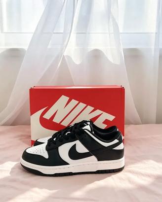 Nike Dunk  Low Black White 39