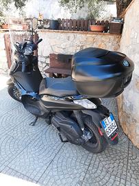 Beverly 300