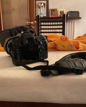 Reflex D7000 - Nero + Nikon AF-S DX Nikkor 18-70mm