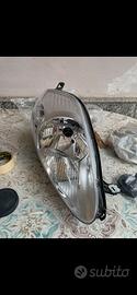 Coppia di fari fiat Grande punto (spinotto viola)