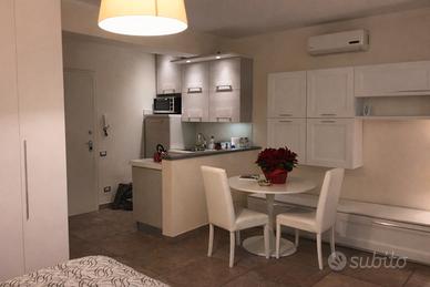 MONOLOCALE in zona ISOLOTTO