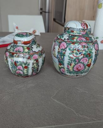 coppia di vasi cinesi in porcellana smaltata 