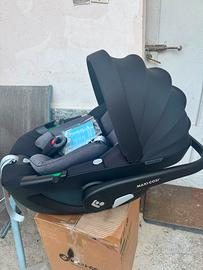 Maxi-Cosi Pebble 360 Essential Black NUOVO