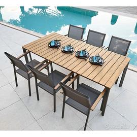 Tavolo da giardino con 4 sedie