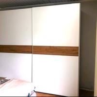 Armadio due ante, comò e due comodini