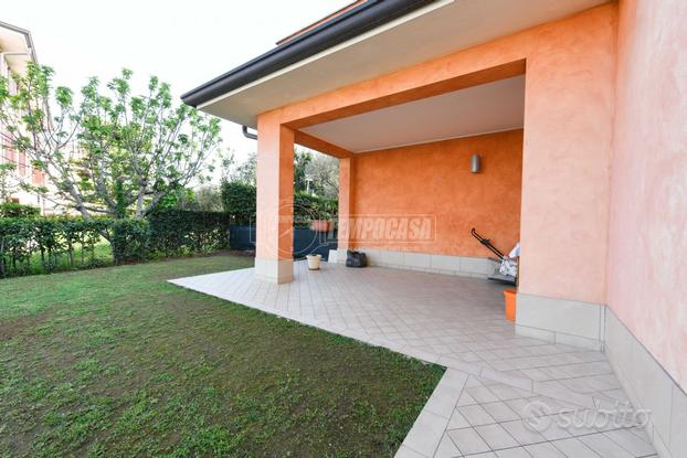 BILOCALE CON GIARDINO E INGRESSO INDIPENDENTE