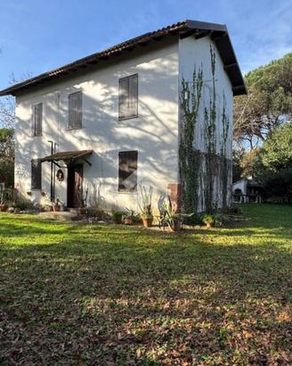 VILLA SINGOLA A LATINA