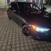 BMW 114d 5p.  full optional