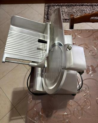 Affettatrice Marca Fac