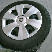 Gomme invernali e cerchi in lega Skoda 185/60 R15