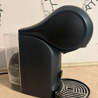 Macchina del caffe dolcegusto