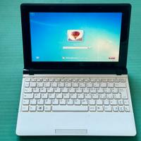 OlivettiM1030 piccolo da tenere in zaino/borsetta!