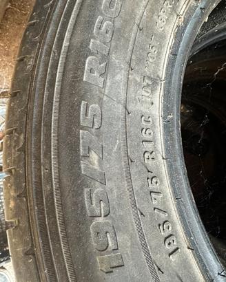 Pneumatici pirelli 195 175 R16C