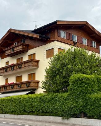 Casa con 3 appartamenti - Fiera di Primiero