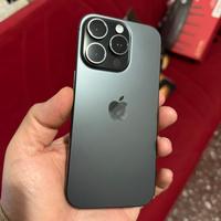 Iphone 16 Pro + Garanzia fino 2027