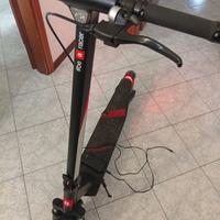 Monopattino elettrico Aprilia Esr2