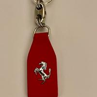 Ferrari Portachiavi In Pelle Rosso Nuovo