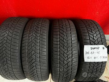 215 60 16 Dunlop 80% di battistrada