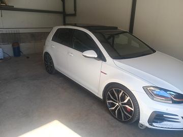 GOLF GTI 
