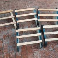 poggiapiedi per barbieri e parrucchieri