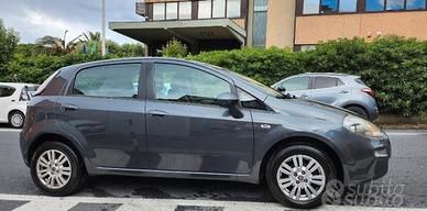 Fiat Grande Punto 1.2 benzina ok neopatentati