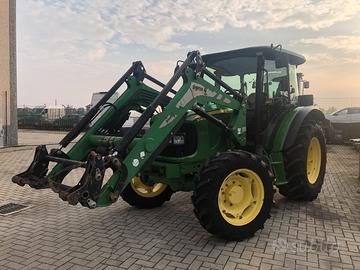 Trattore agricolo john deere 5090m